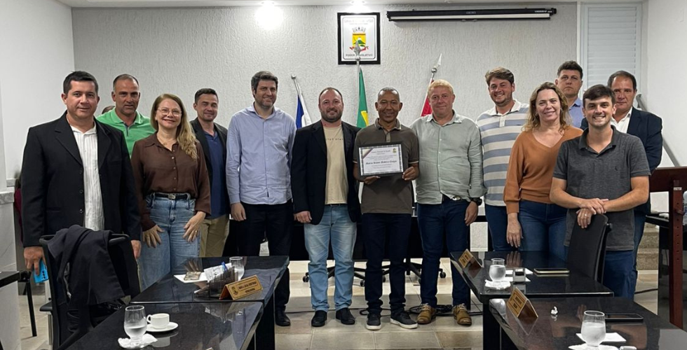 Câmara Homenageia Dia Municipal da Bocha