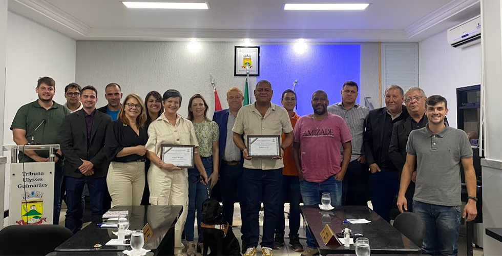 Câmara Homenageia Projeto Íris em Castelo